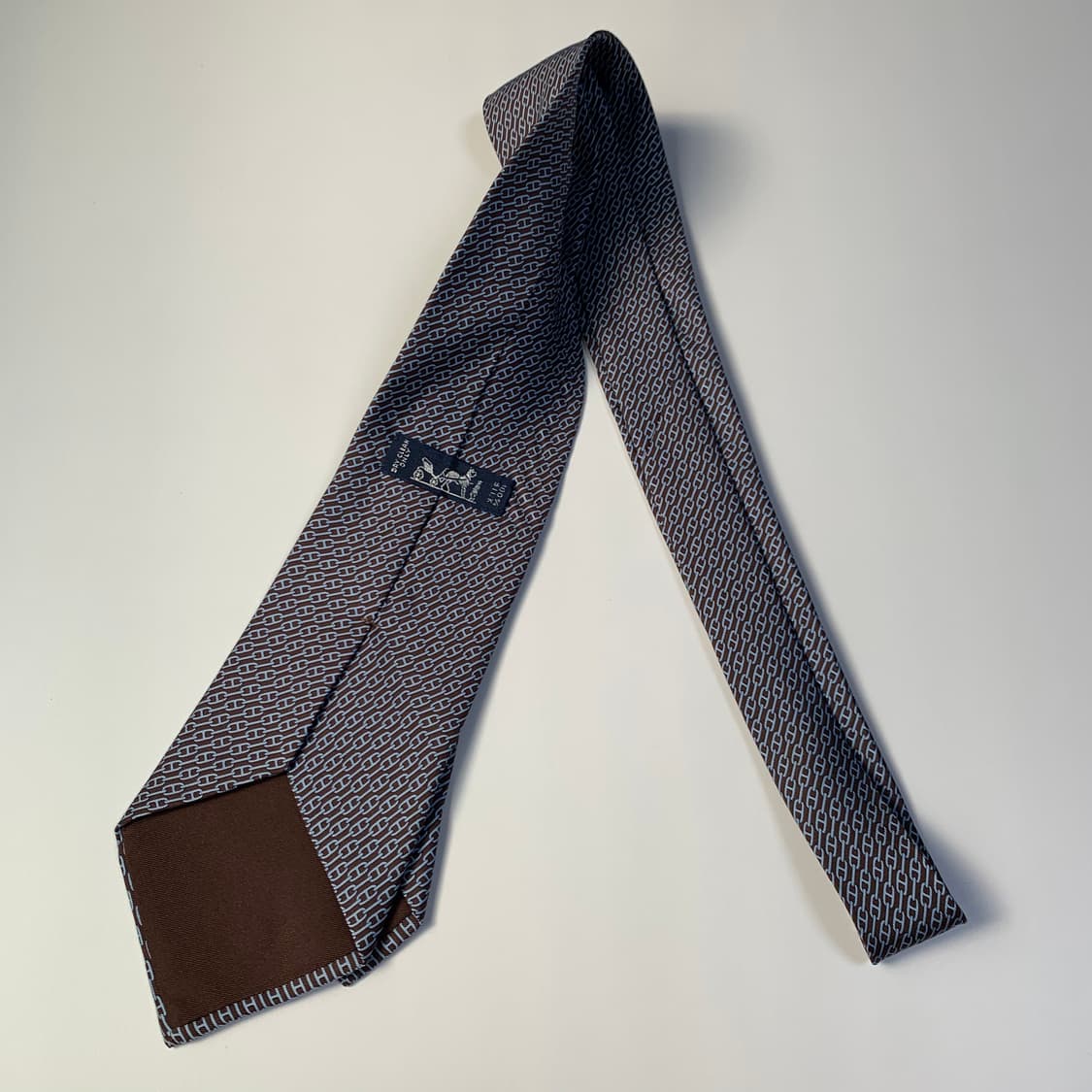에르메스(HERMES) H로고 기하학적패턴 명품넥타이 A+등급 9.3cm 상품이미지9