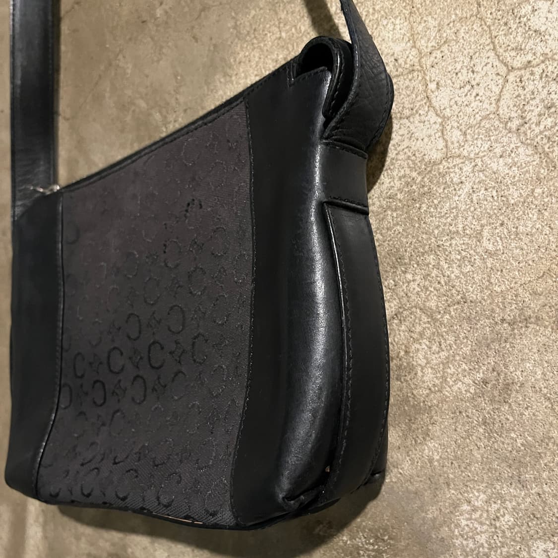 셀린느 크로스백 상품이미지3