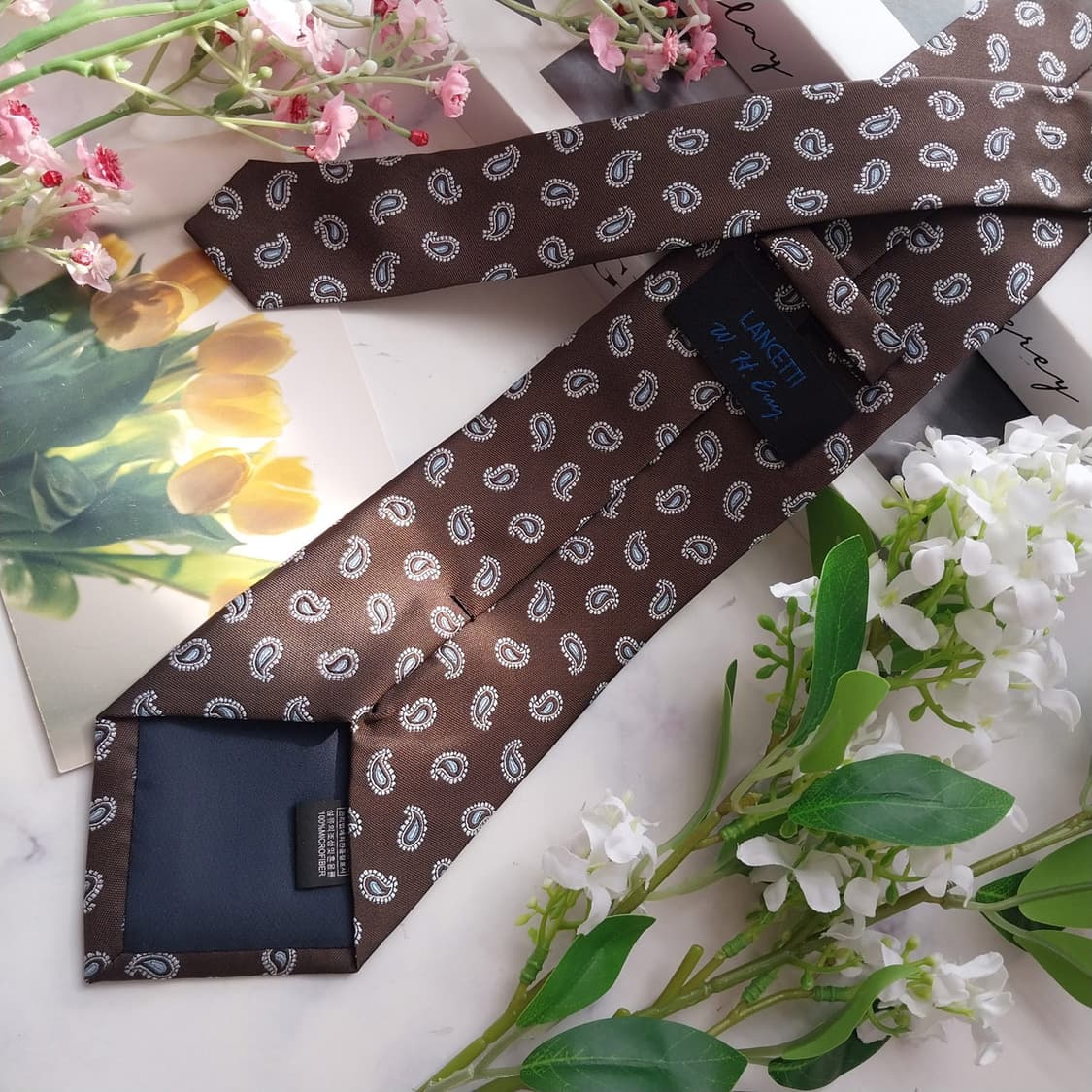 란체티 넥타이 브라운 페이즐리 자수 패턴 8.8cm 새제품 K2378
 상품이미지5