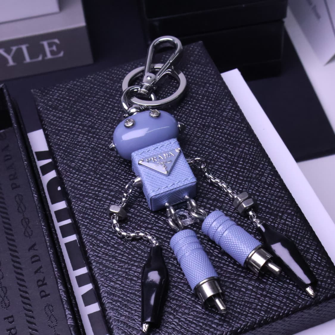 (정품)프라다 에드워드 로봇 키링 상품이미지6