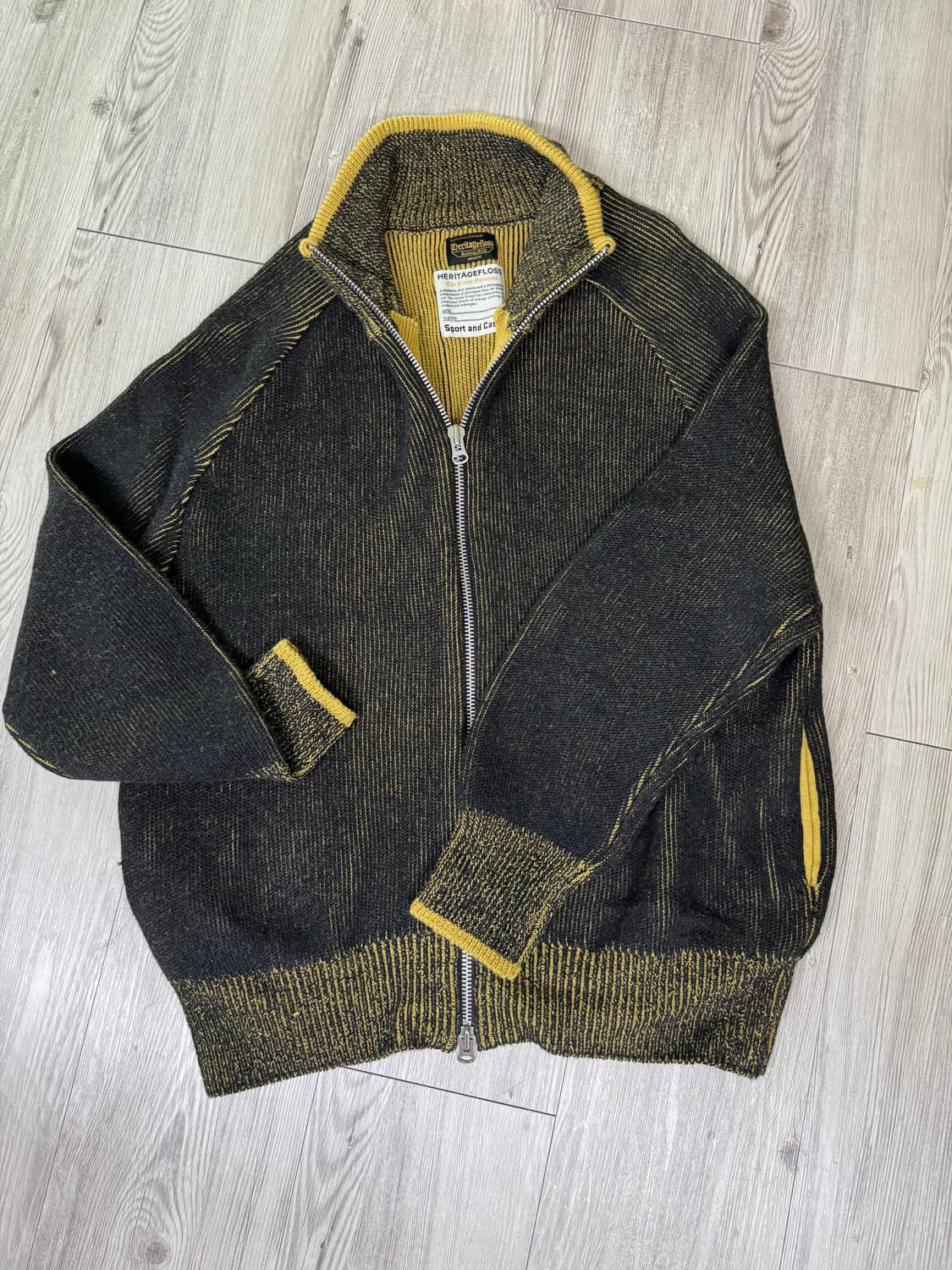 헤리티지플로스 니트집업  상품이미지2