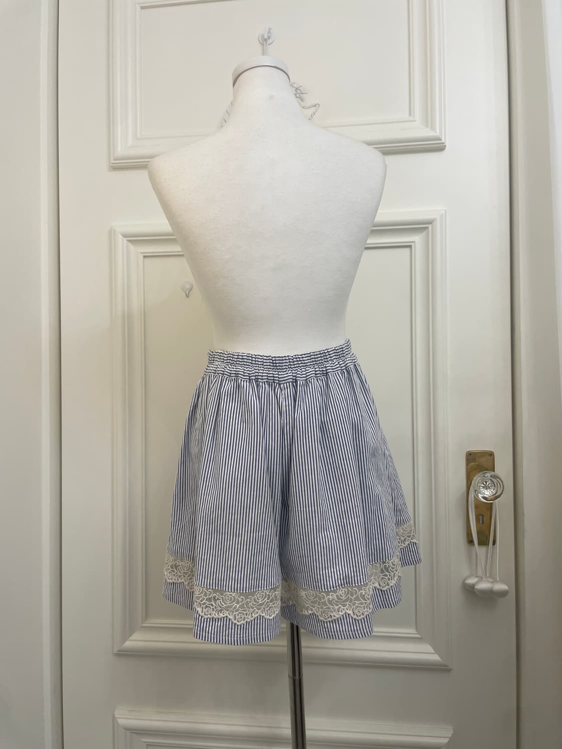 AXES FEMME stripe lace pleats back bandi 상품이미지3