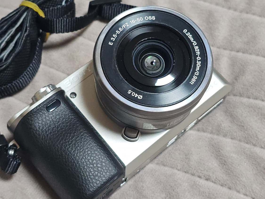 소니 a6000 미러리스 카메라(16-50렌즈+오레오 렌즈) 상품이미지6
