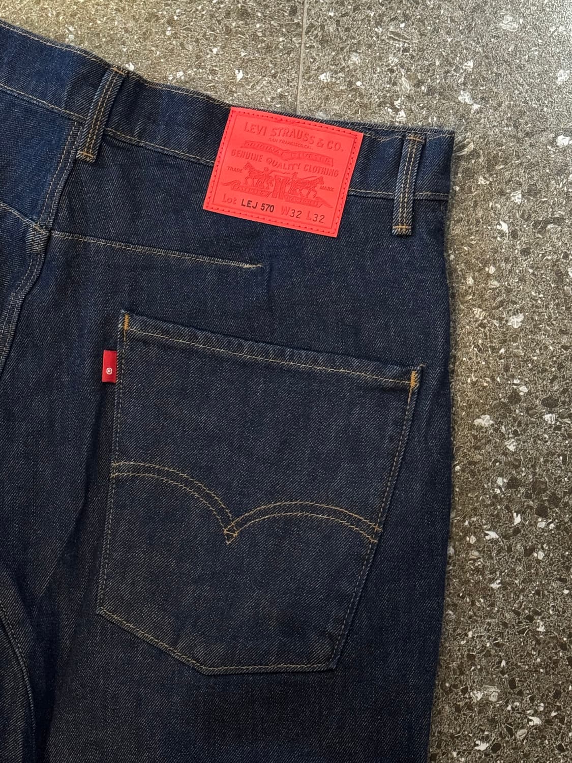 리바이스 엔지니어드 32-33 상품이미지1