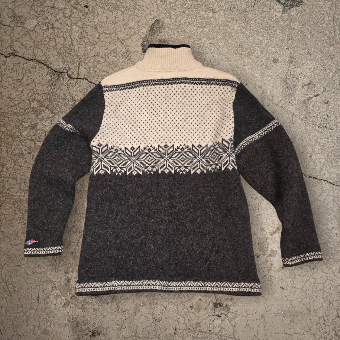 90s 노르웨이 울100 노르딕하프집업 스웨터 MADE IN NORWAY 상품이미지9