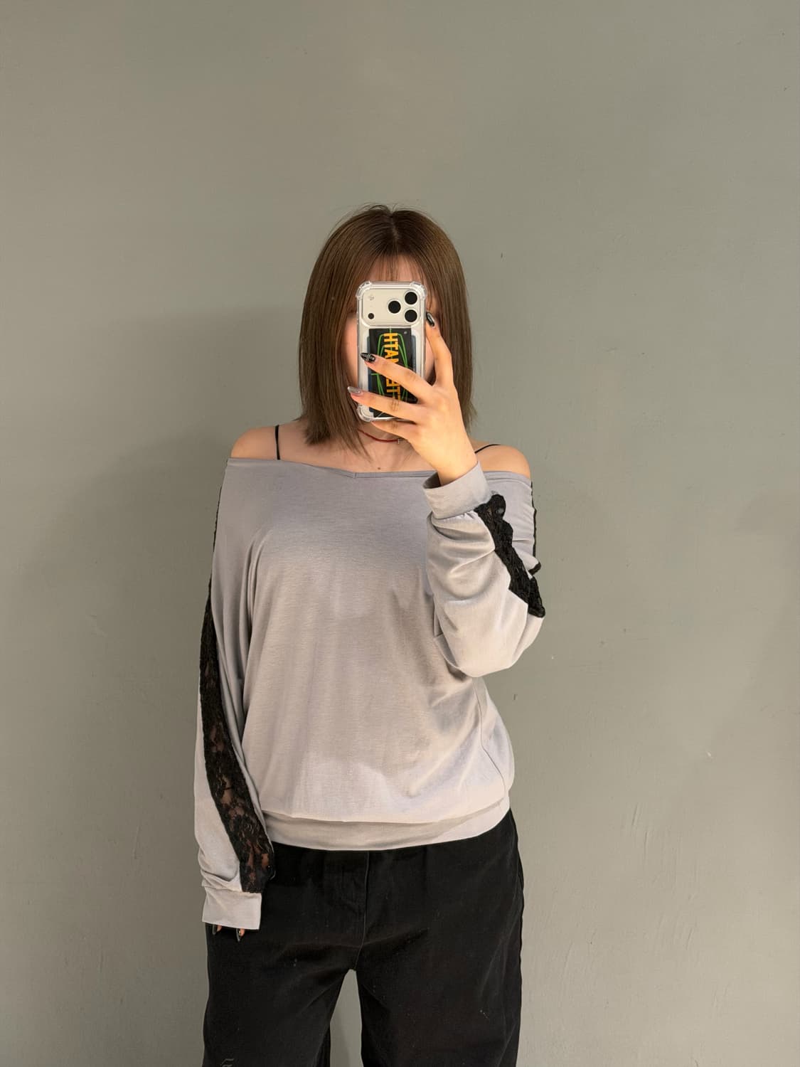 lace line detail v-neck sleeve & ops 상품이미지3