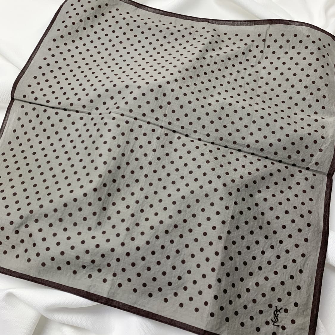 [정품] YSL 입생로랑 도트패턴 빈티지 쁘띠스카프 손수건 상품이미지1
