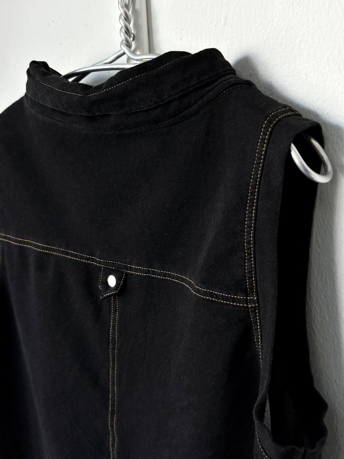 Stretched panel fabric design vest 상품이미지9
