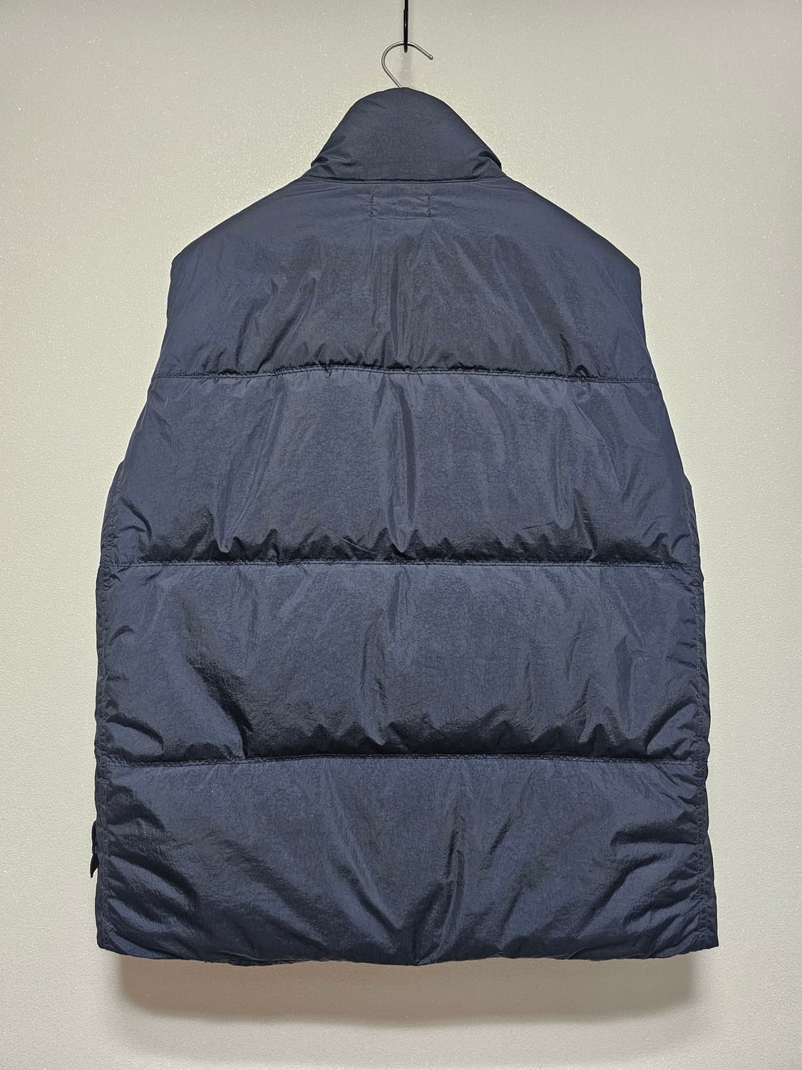 스톤아일랜드 크링클랩스 패딩 조끼 상품이미지2