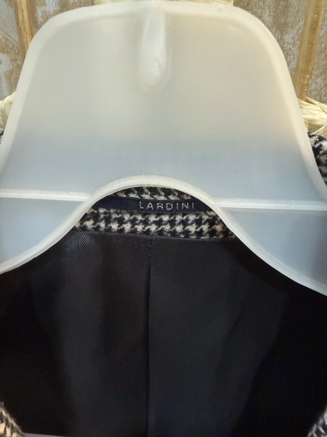 44/95 정품 나르디니 자켓 팝니다 상품이미지2