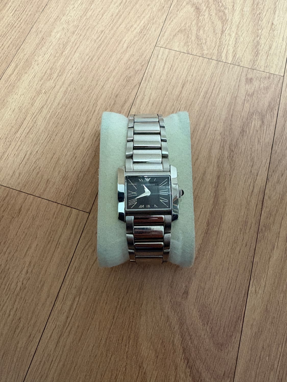 아르마니 AR5695 메탈 스퀘어 여성 시계 상품이미지1