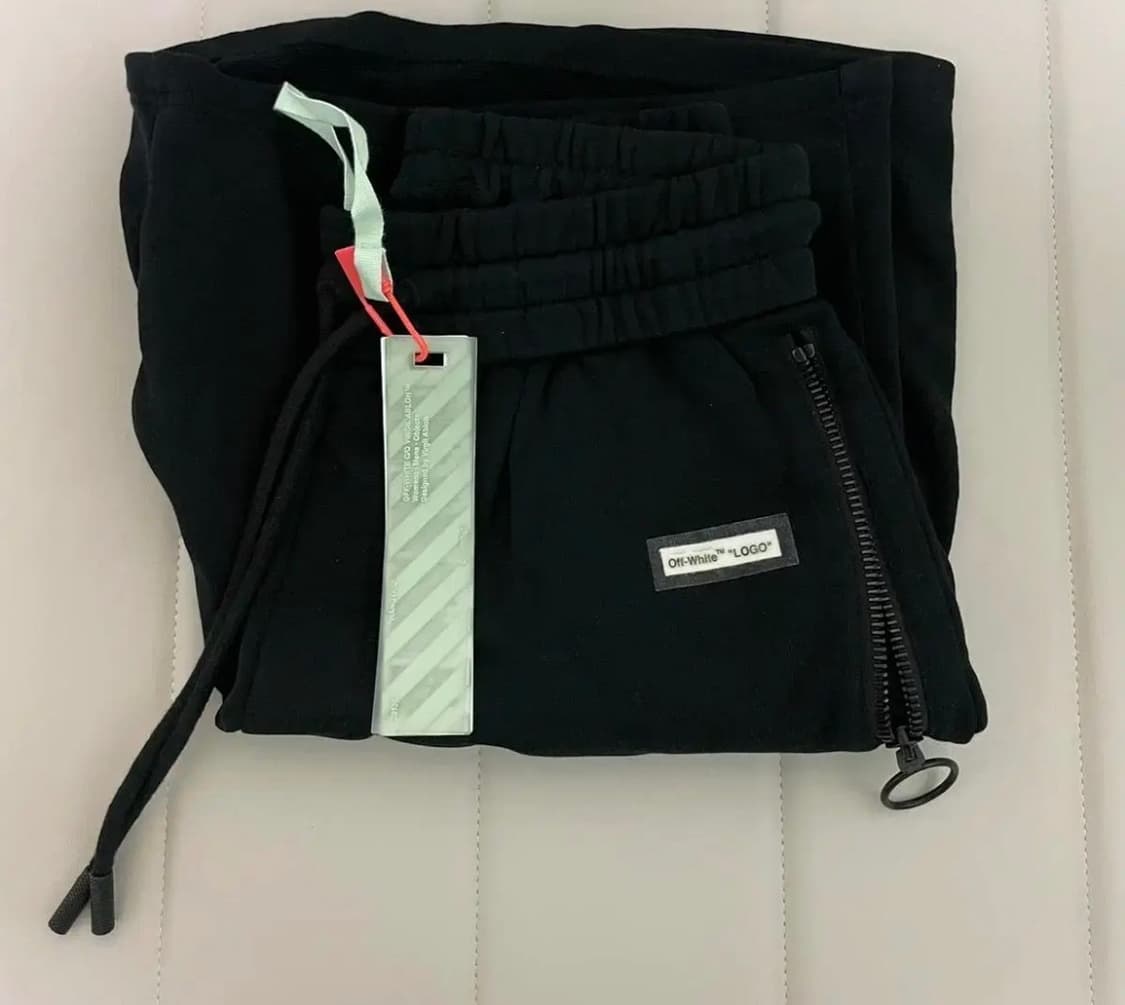 [새상품] 오프화이트 코튼 반바지 블랙 XXS 상품이미지1