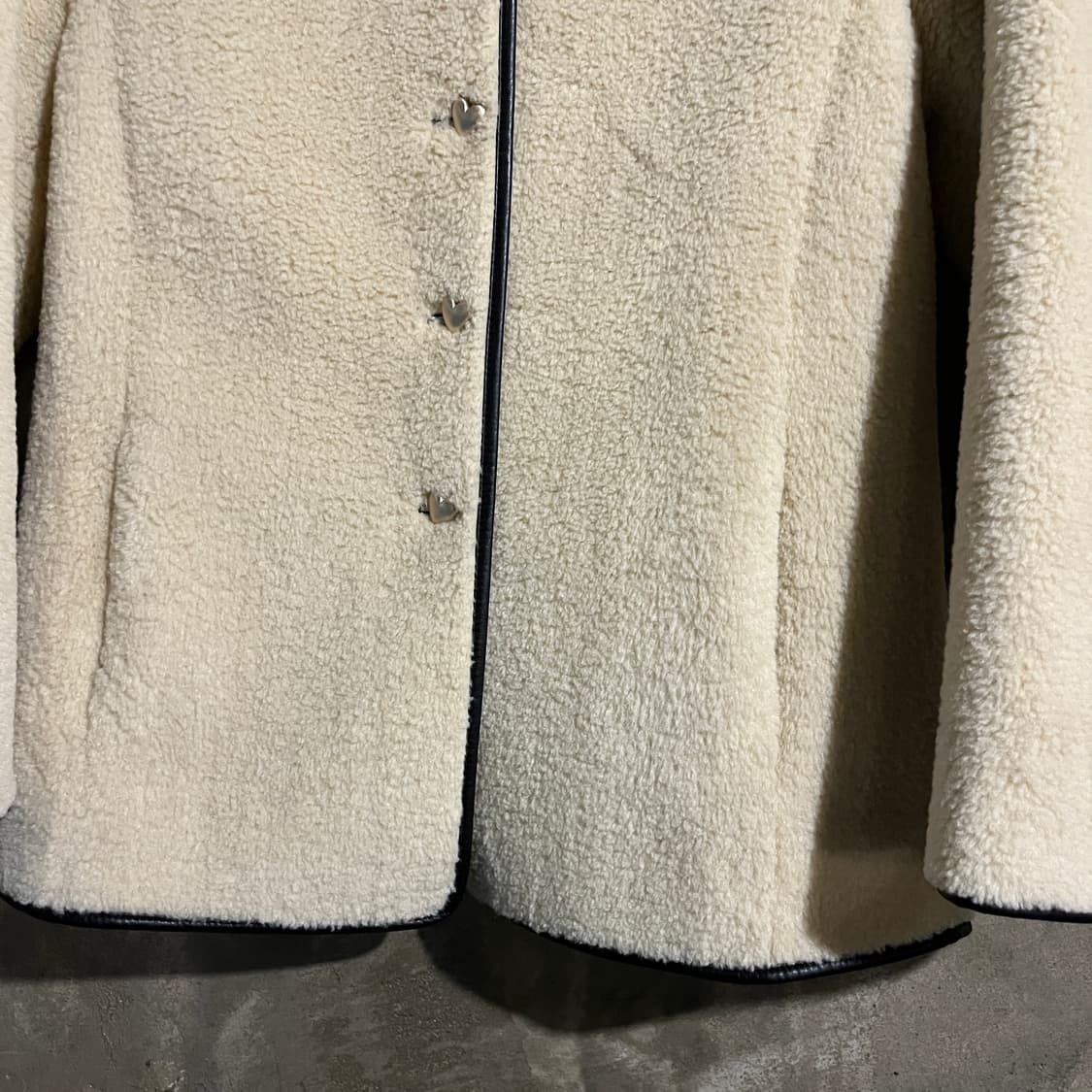 비뮤즈맨션 무스탕 하프 코트 상품이미지3