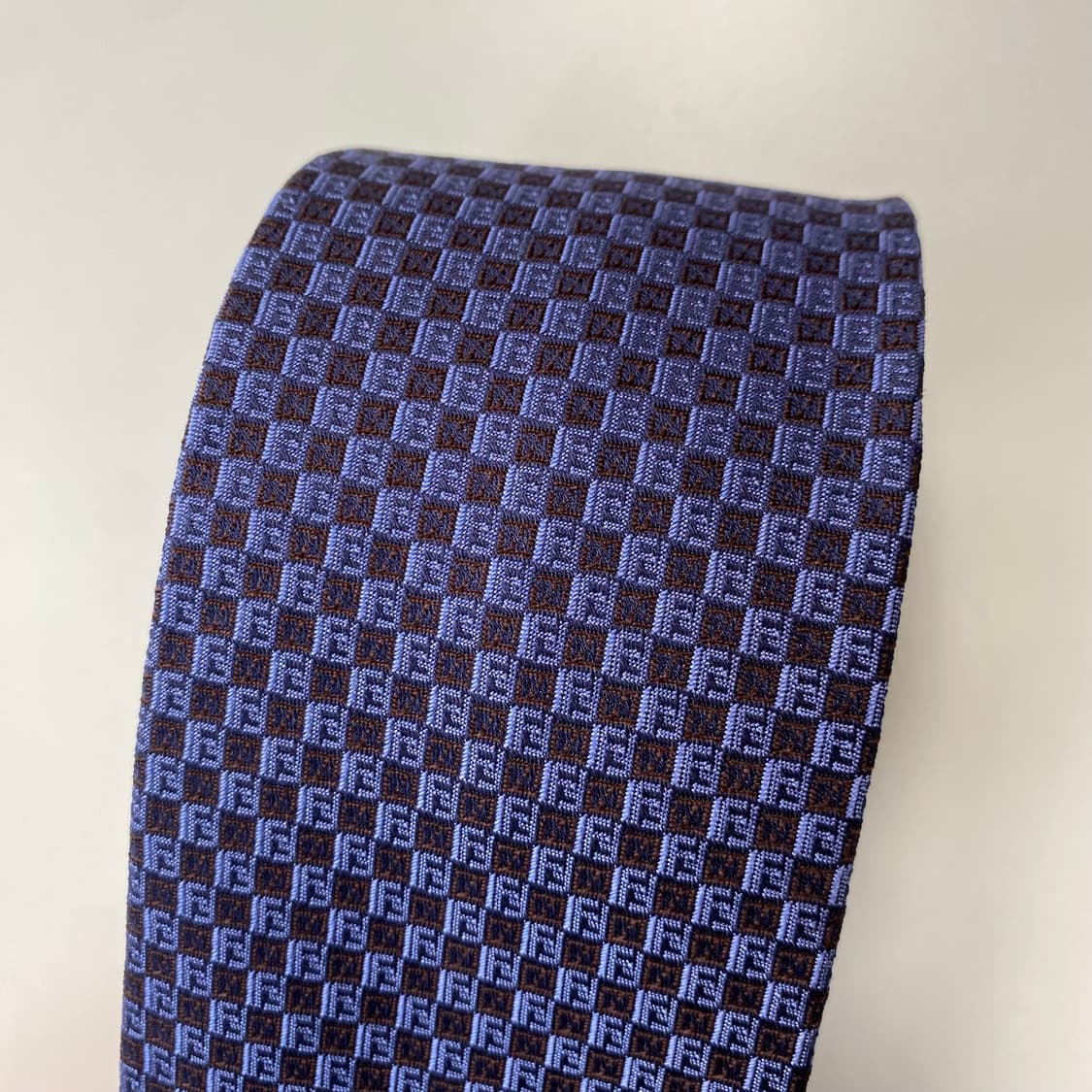 최상급 펜디 (FENDI) 신형라벨 FF 모노그램 정품 명품 넥타이 상품이미지4