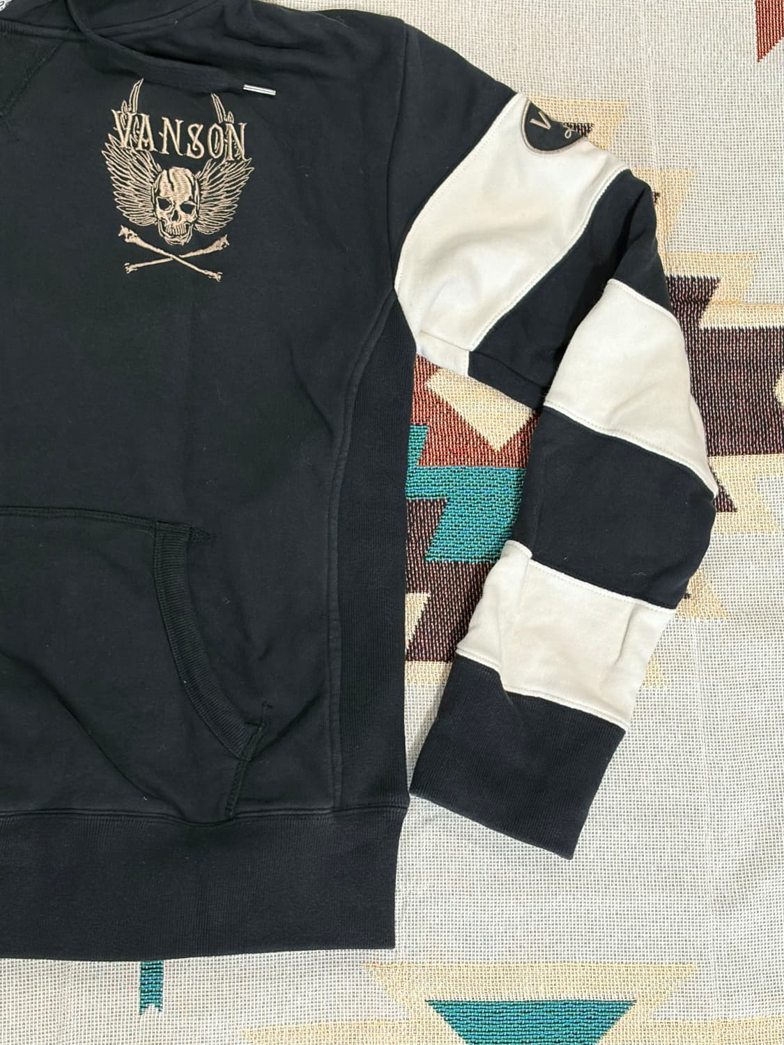 밴슨 스컬 자수 스트라이프 후드 상품이미지2