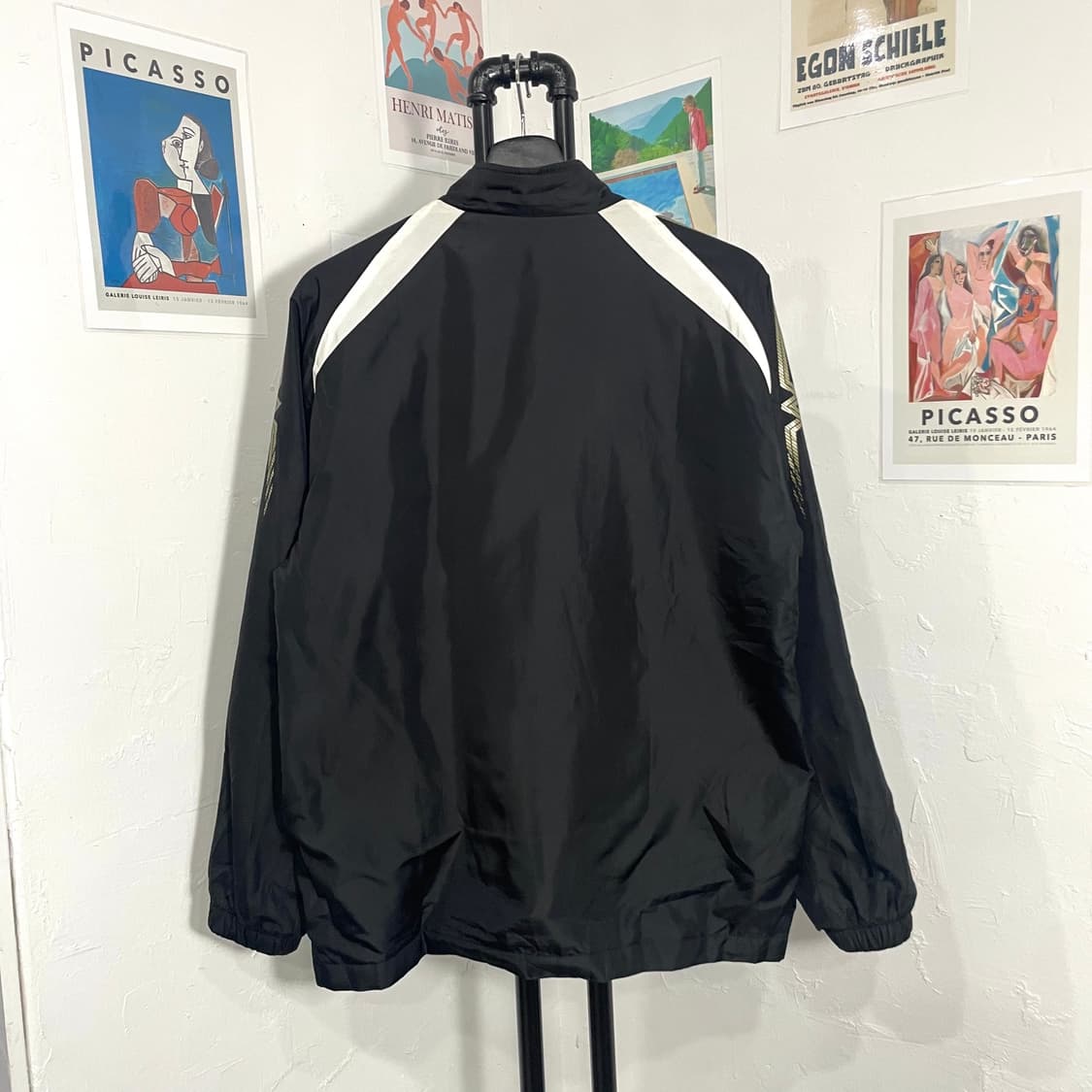 미즈노 올드스쿨 바람막이 상품이미지3