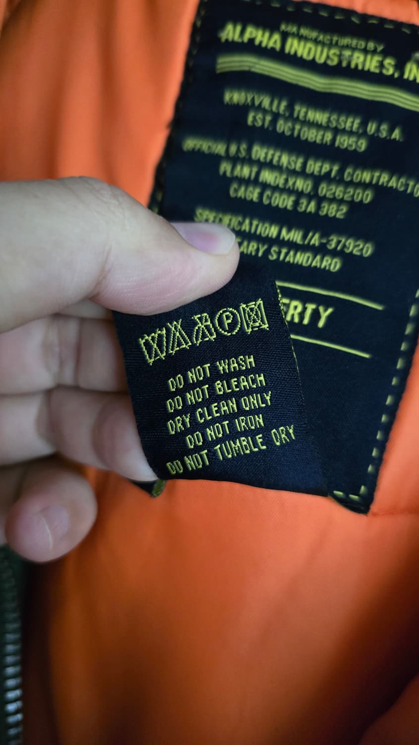 알파인더스트리 L 싸이즈 판매 합니다ㅈ 상품이미지3