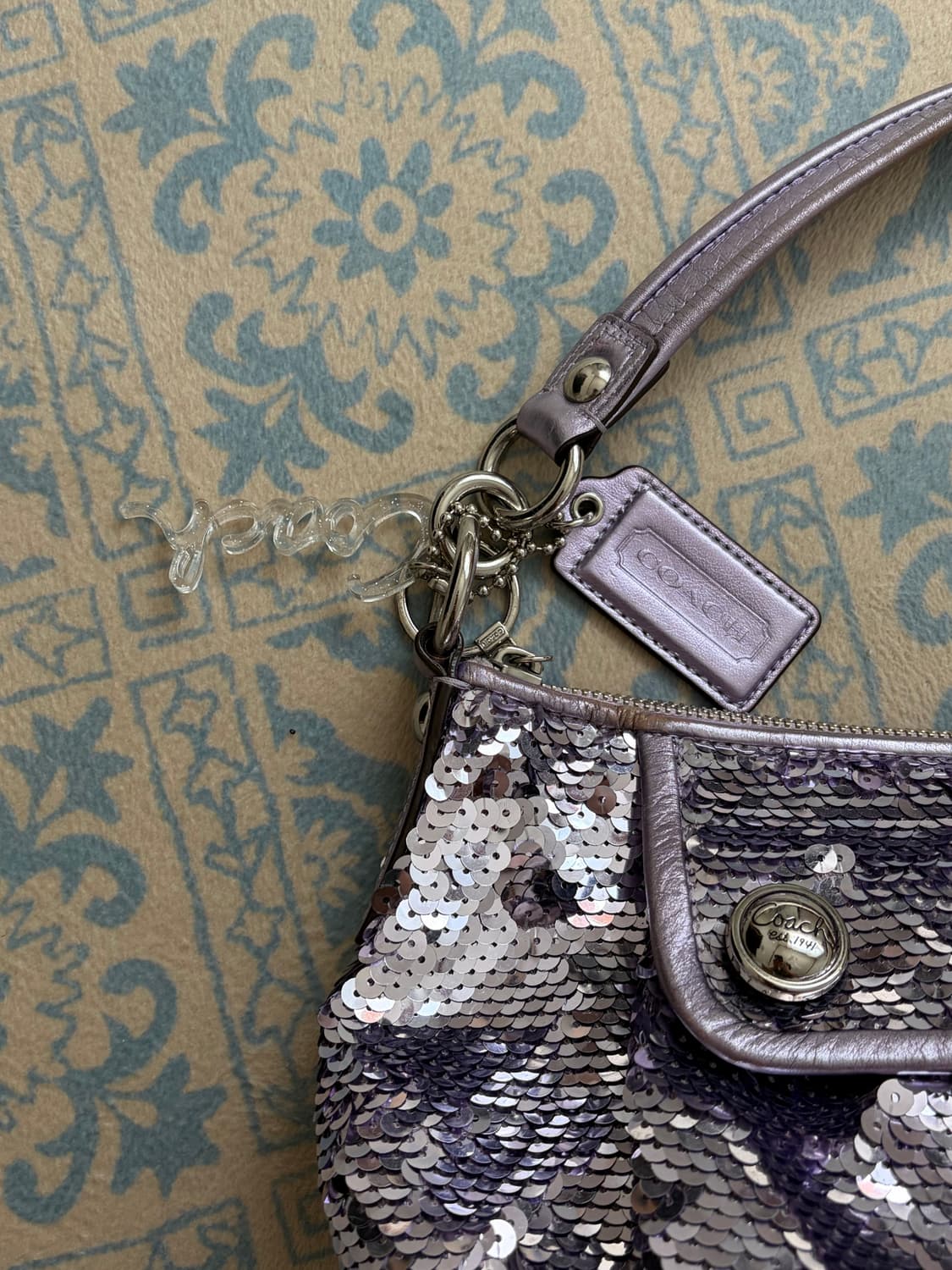 coach sequin shoulder bag  상품이미지2