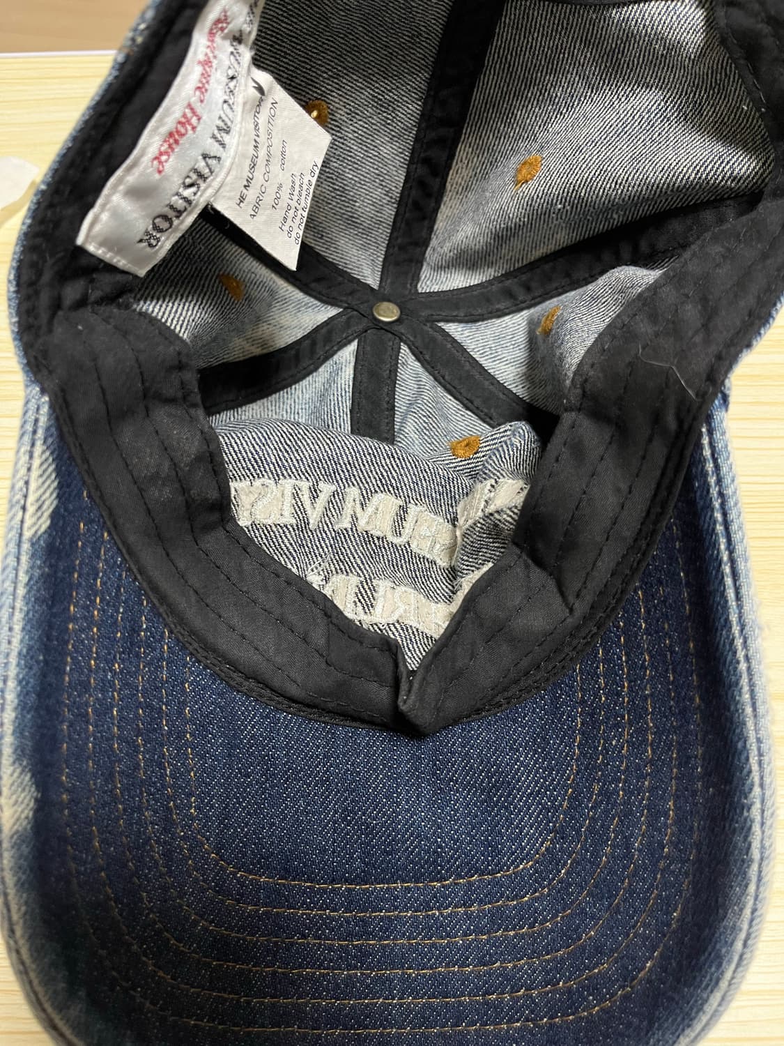 더뮤지엄비지터 모자 상품이미지6