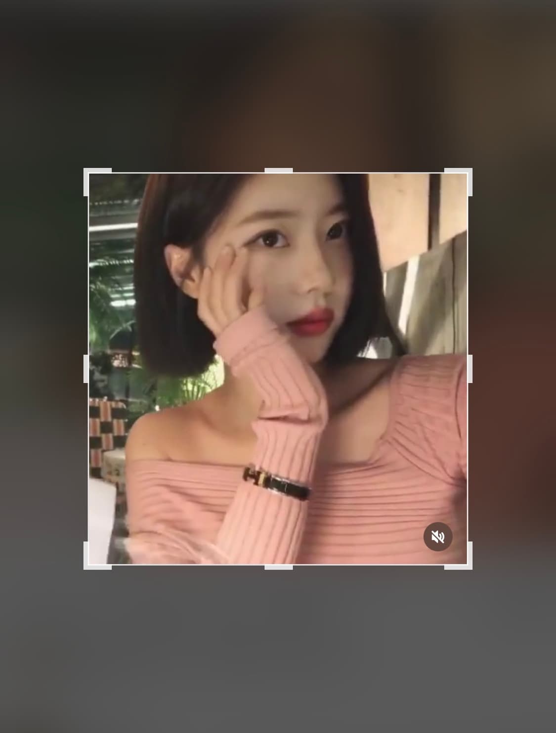 환승연애 민영님이 착용하신 핑크 오픈숄더 니트 상품이미지2