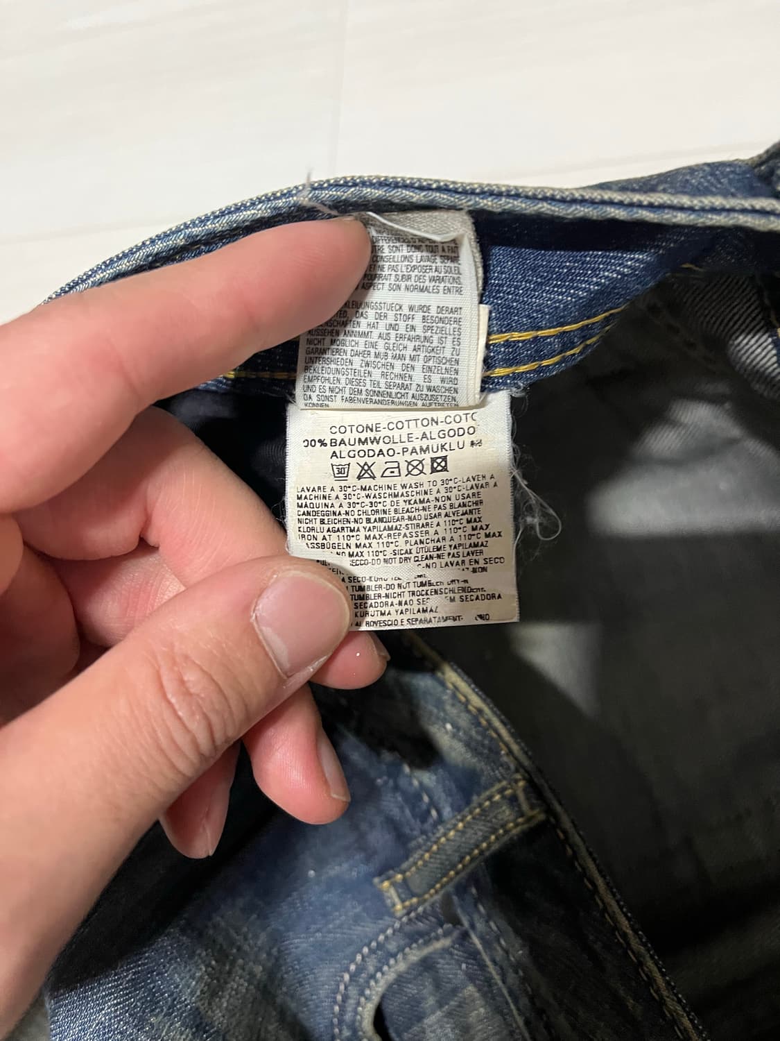 디젤 자탄 데님 부츠컷 팬츠 판매합니다. 상품이미지8