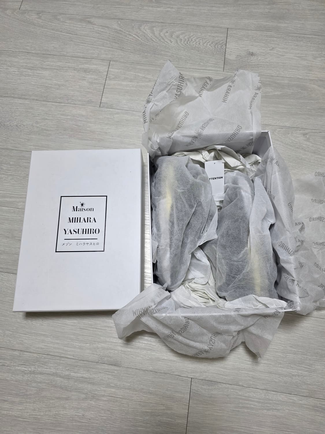 메종 미하라 야스히로 죠지 운동화 블랙  상품이미지5