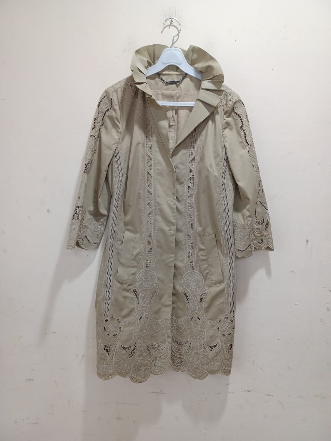 elie tahari 엘리 타하리 연카키색 레이스 코트  상품이미지1