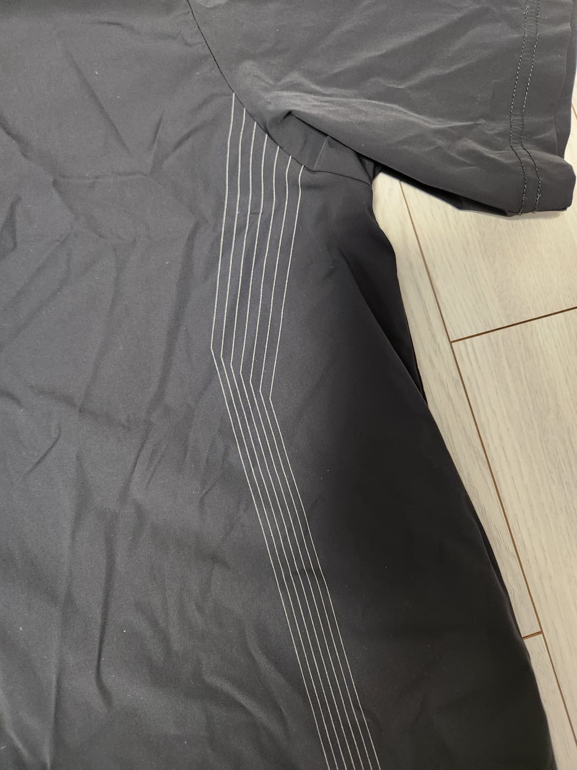 다이나핏 BOLT 볼트 남성 기능성 트레이닝 반팔티 YMM22249 사이 상품이미지4