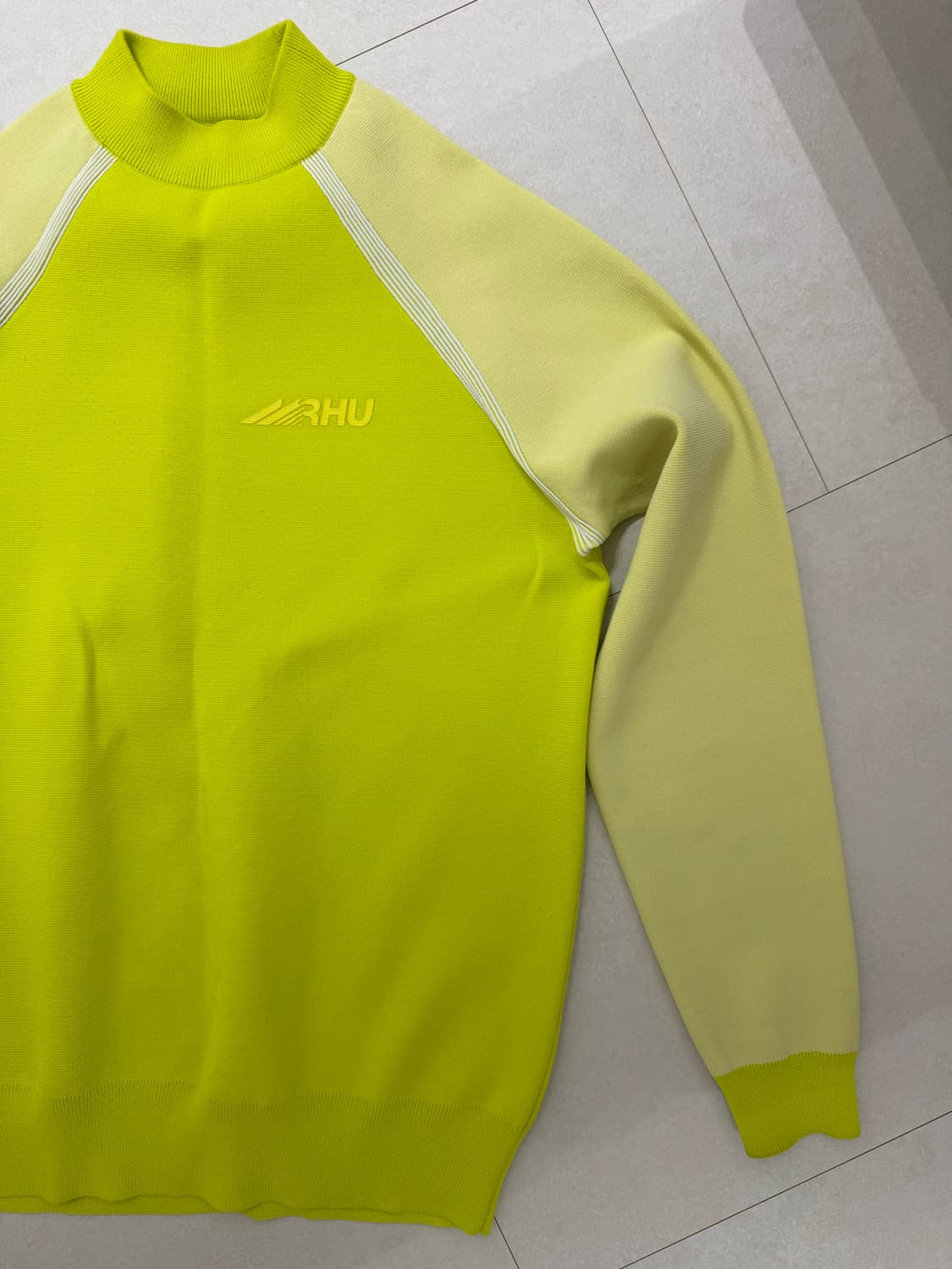 자라 x 루기 ZARA x rhuigi 모크넥 니트 탑 XL 상품이미지3