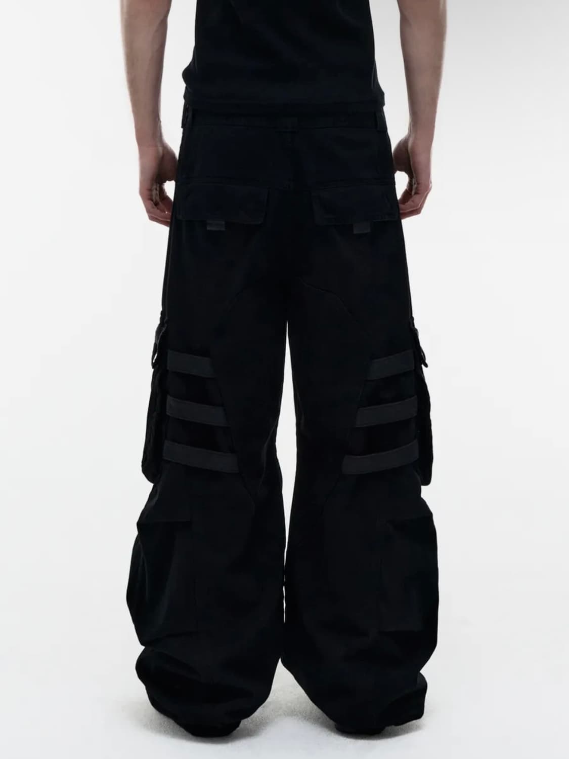 오퍼스 0012 Op. 08 BIND CURVED CARGO PANTS 상품이미지4