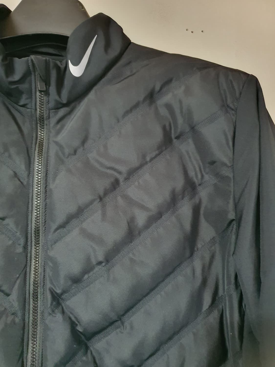 나이키 에어로프트 패딩 상품이미지3