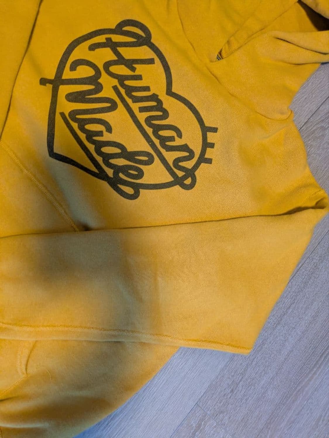 휴먼 메이드 하트 츠리아미 후드 옐로우 상품이미지2