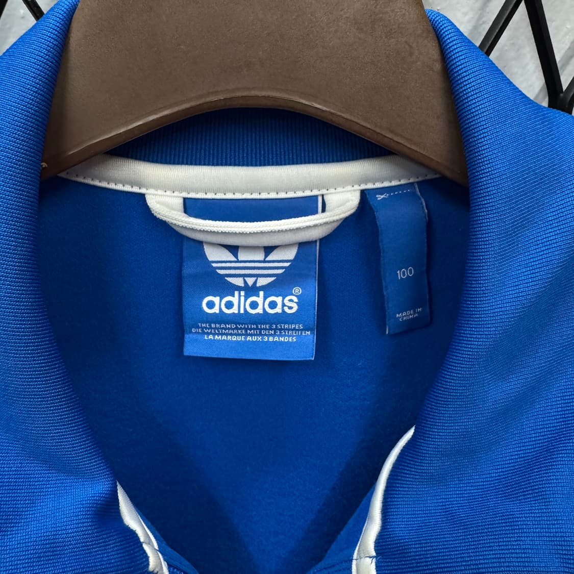 아디다스 오리지널 빈티지 트랙자켓 전면 배색 로고 포인트 블루 상품이미지5