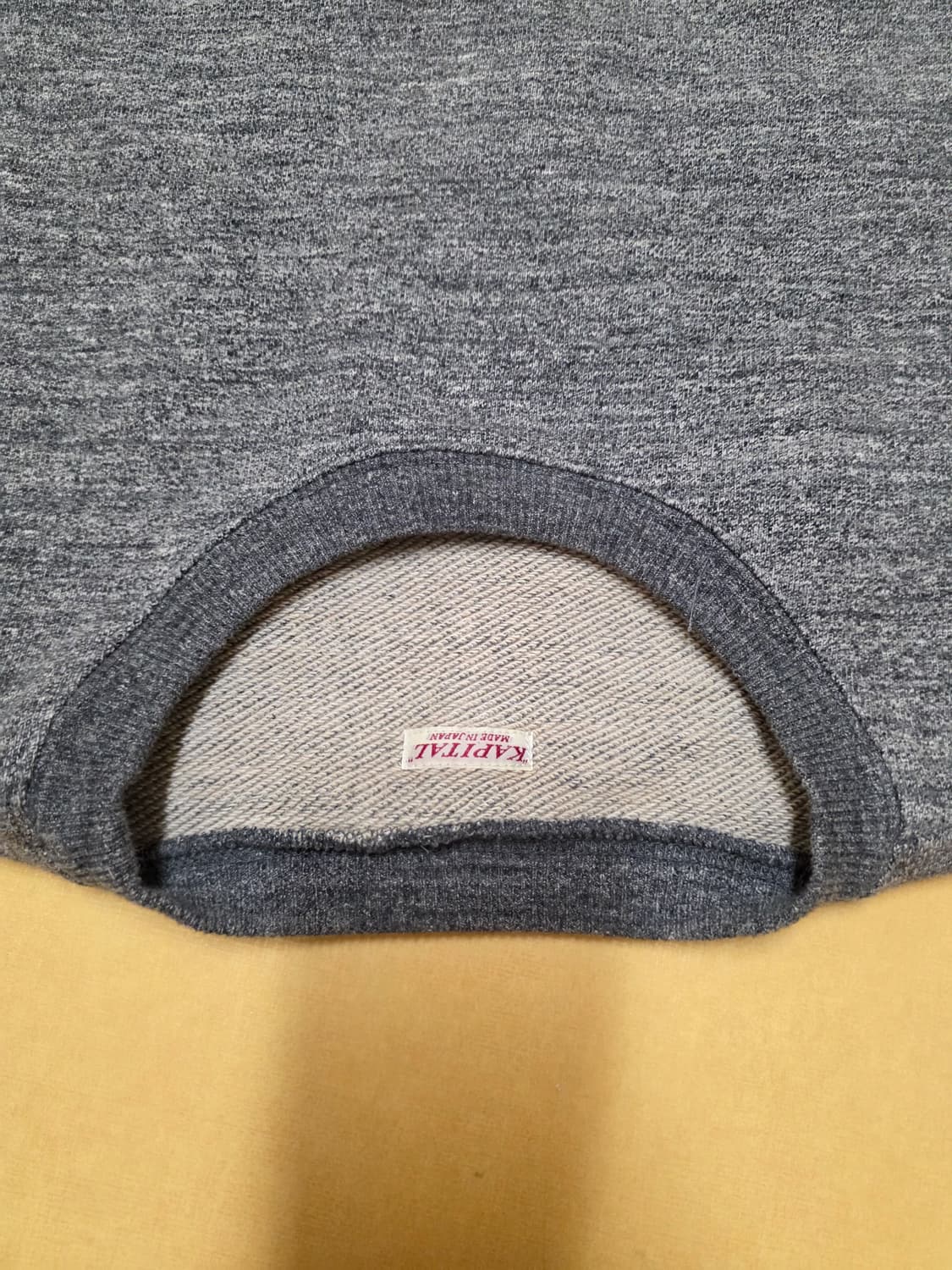 캐피탈 맨투맨 상품이미지3