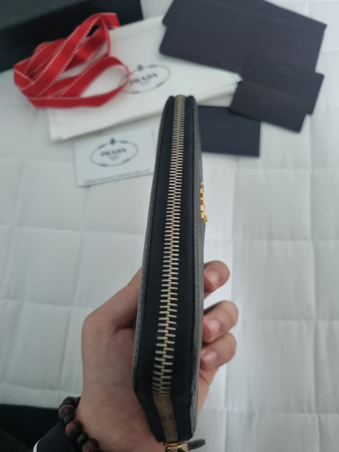 [ 풀구성품 ] 프라다 사피아노 금장 지퍼돌이 장지갑 상품이미지4