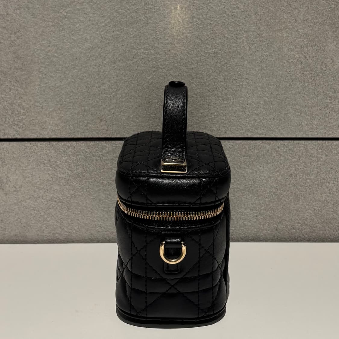 디올 램스킨 까나쥬 레이디 베니티백 상품이미지4