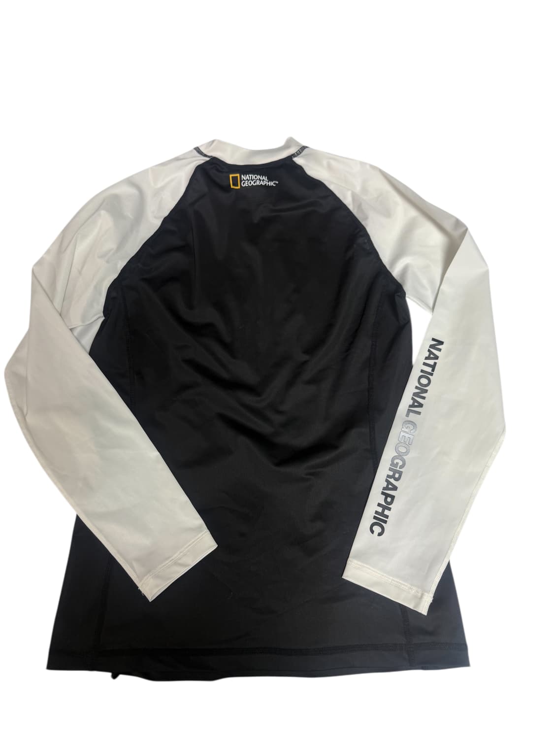 내셔널지오그래픽 래쉬가드 🖤🤍 상품이미지3