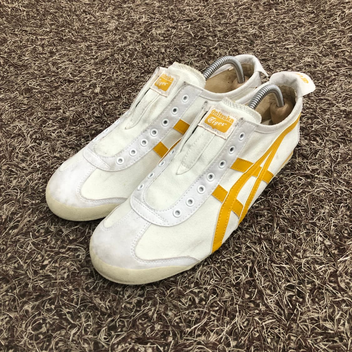 오니츠카타이거 멕시코66 흰/노 스니커즈 상품이미지2