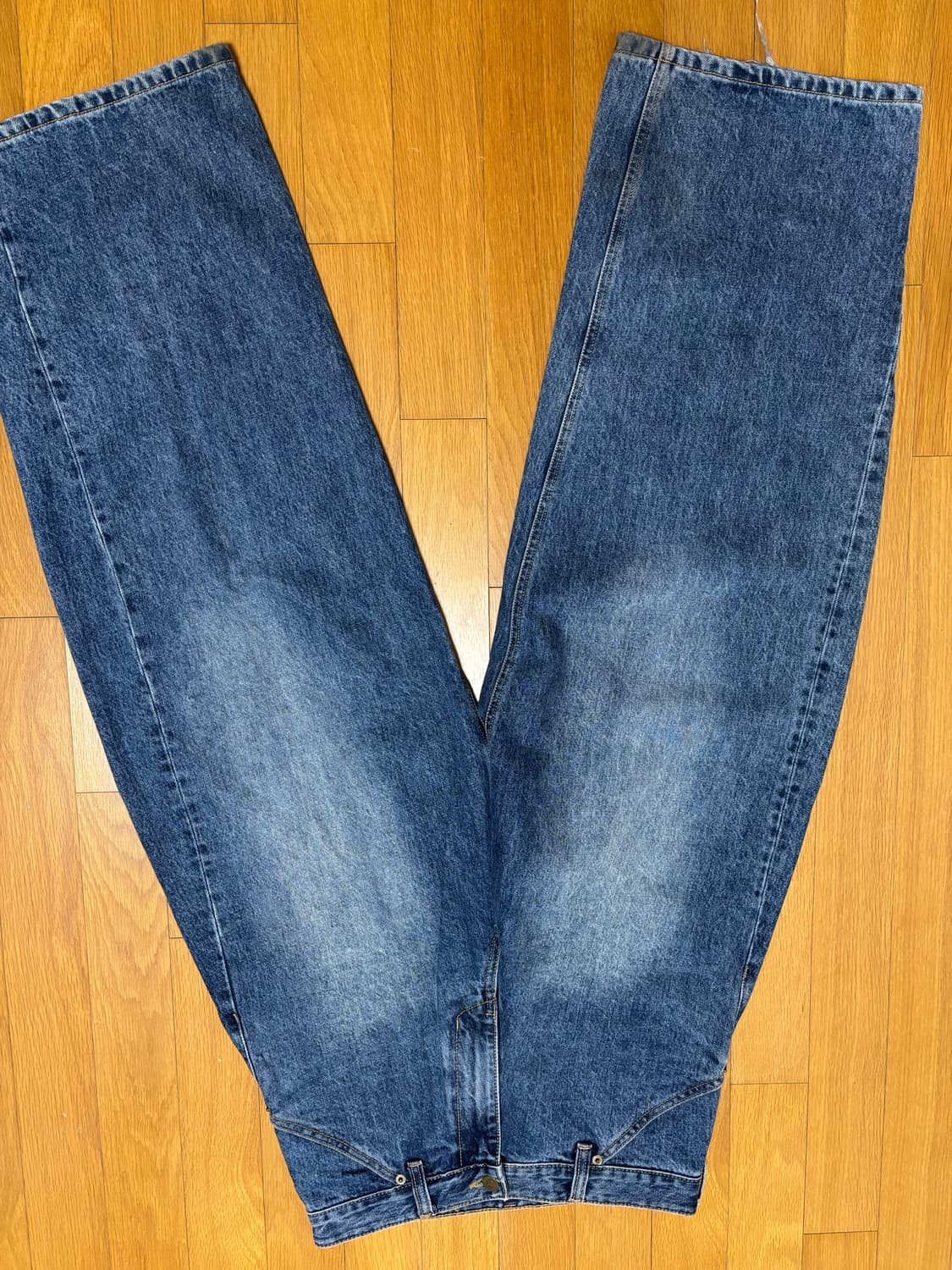 [1] 해칭룸 와이드커브진 와커진 1사이즈 washed blue 상품이미지2