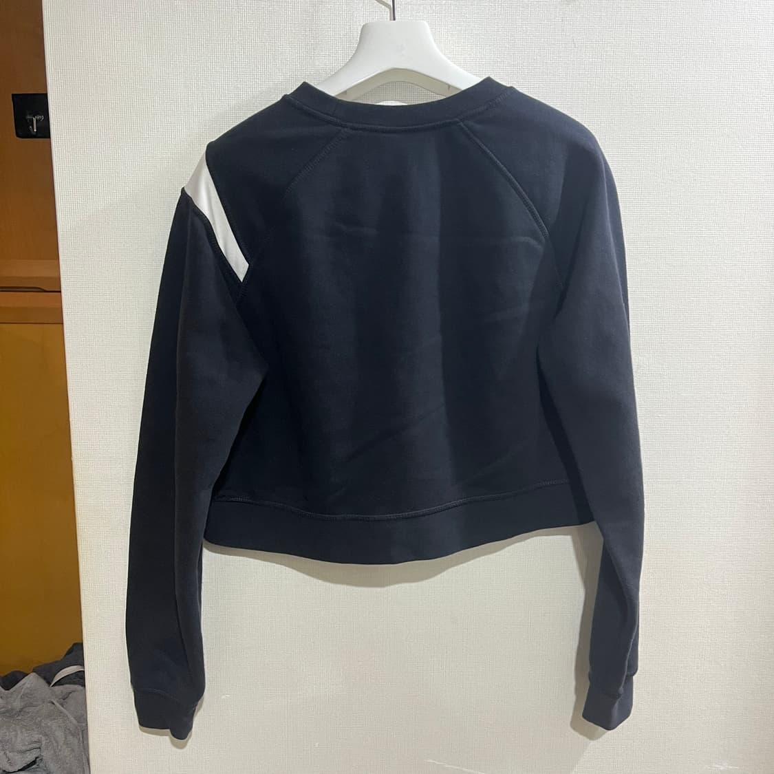 (S) 나이키 빅스우시 크롭 기모 맨투맨 스웻셔츠 상품이미지2