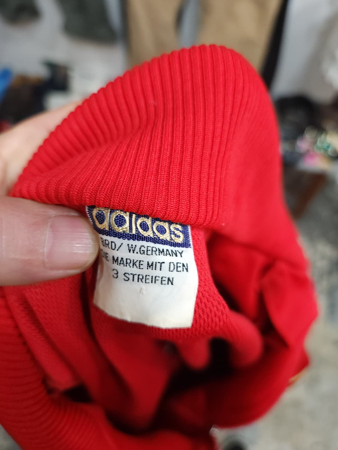 아디다스 80s 레드 골드 배색 져지자켓

 상품이미지4