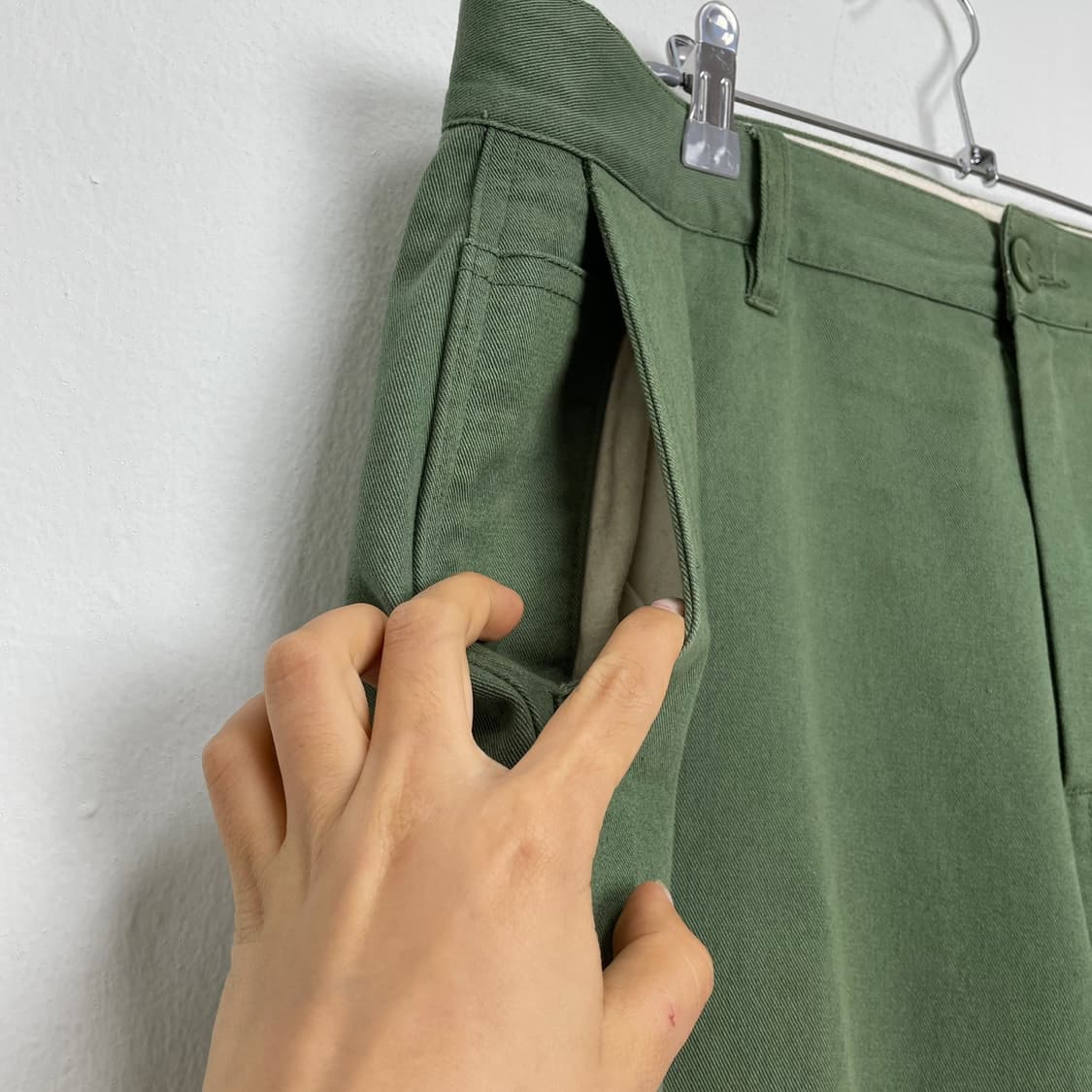 오베이 Obey 라이트 카키 코튼 와이드 워크팬츠 상품이미지2