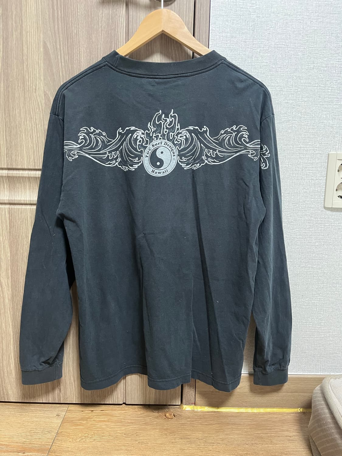 TBC surf design 음양 롱슬리브 상품이미지1