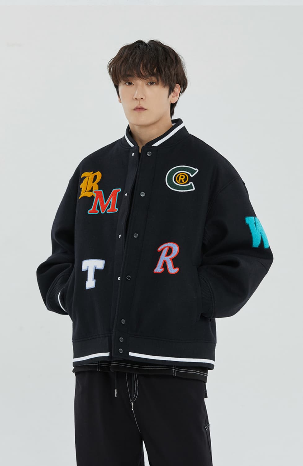 로맨틱크라운 폰트 울 로고 바시티 자켓 블랙 XL 상품이미지1