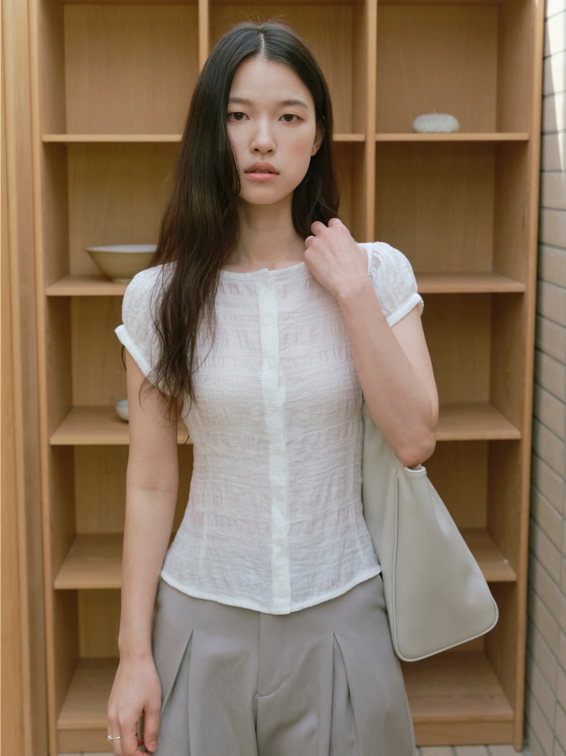 WRINKLE BLOUSE 상품이미지1
