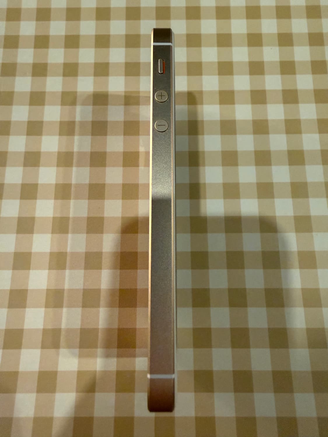 아이폰 SE 1세대 128GB 골드 상품이미지5