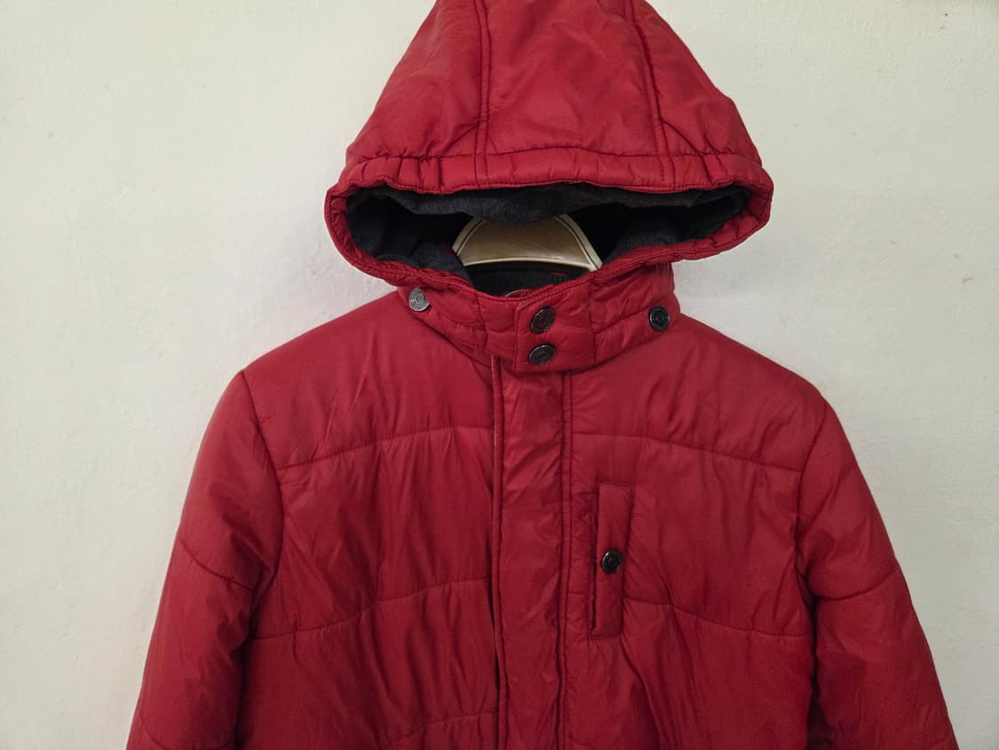 버버리 키즈 레드 패딩 점퍼 상품이미지3