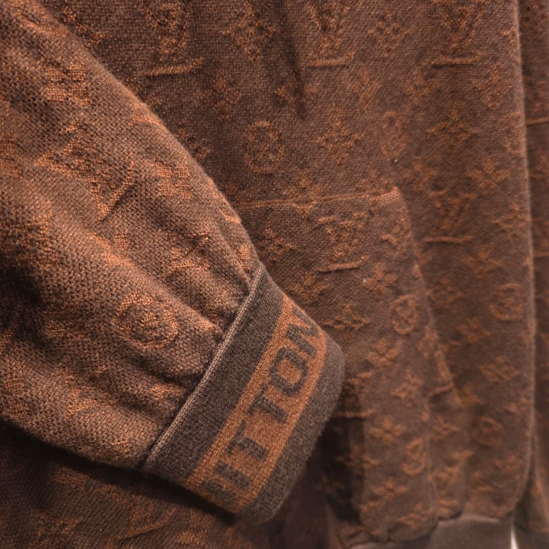 [중고/정품] 루이비통 모노그램 풀오버 니트 후드티 브라운 M 상품이미지3