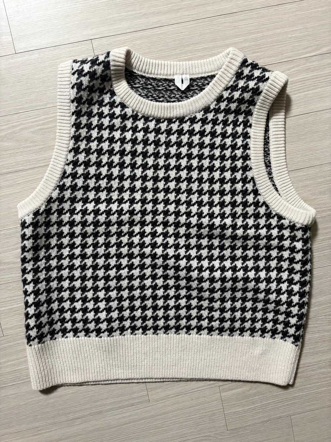 Arket 니트 조끼 상품이미지1