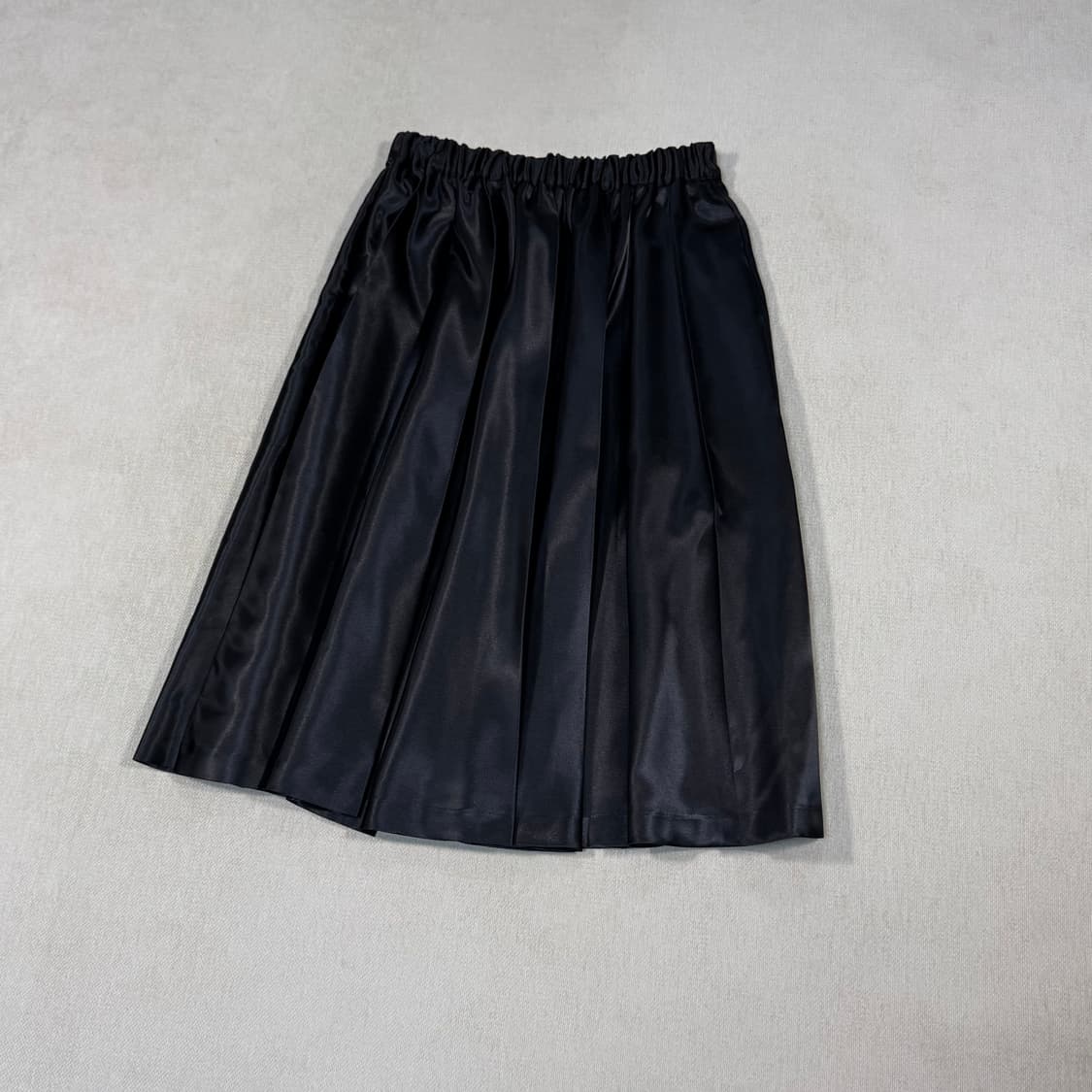 새상품 Pleated Flare Black Skirt  상품이미지2